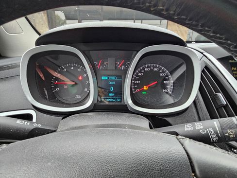 Used 2015 Chevrolet Equinox LT w/ Driver Convenience Package image 6