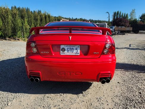 Used 2005 Pontiac GTO image 10