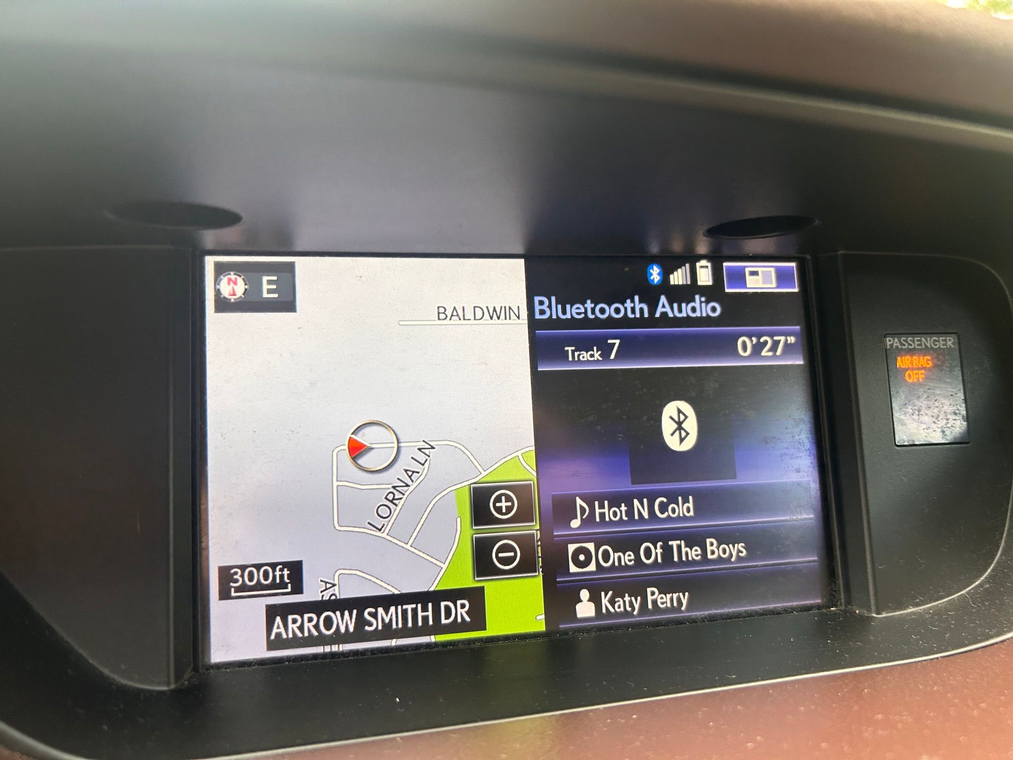 Used 2016 Lexus ES 350 w/ Luxury Package w/Wood Trim FWD image 9
