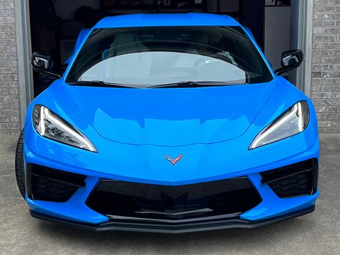 Used 2023 Chevrolet Corvette Stingray Coupe w/ 1LT image 2