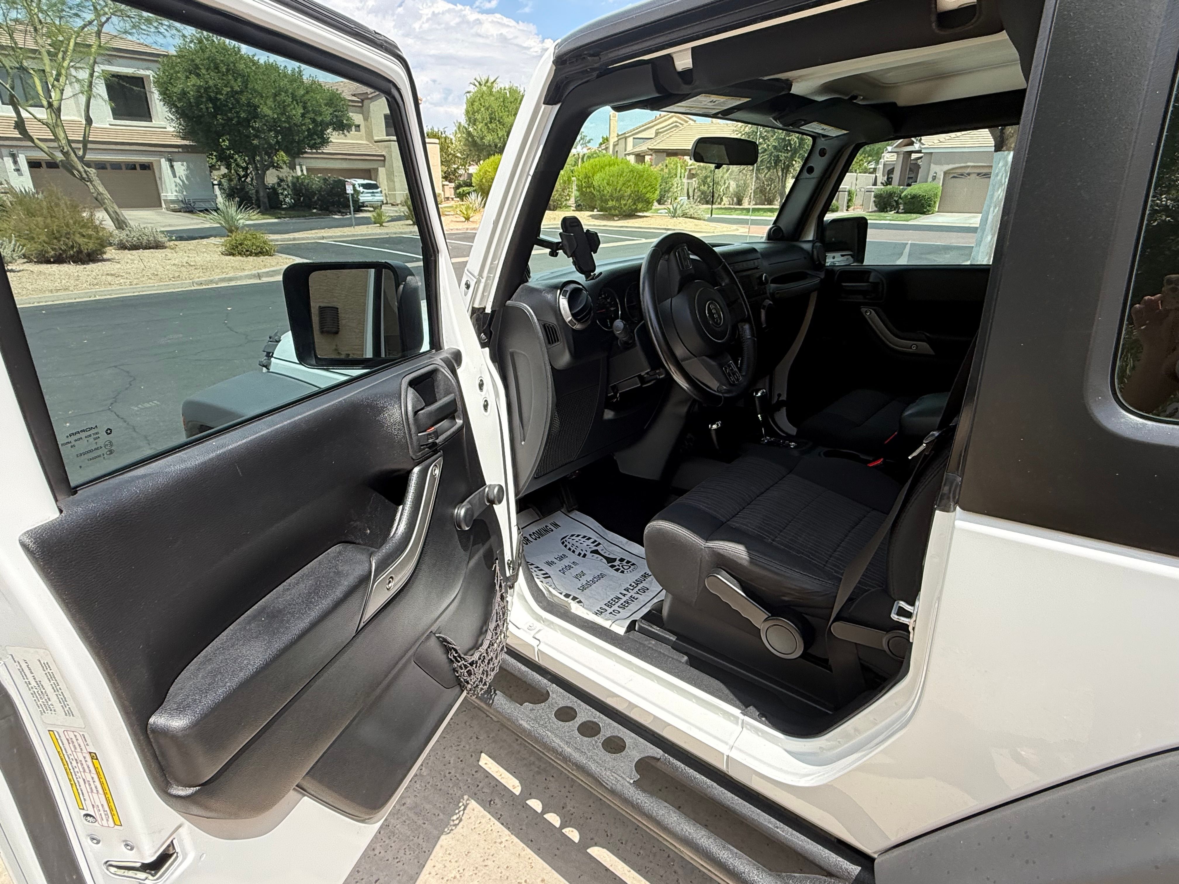 Used 2012 Jeep Wrangler Sport w/ Connectivity Group AWD/4WD image 8