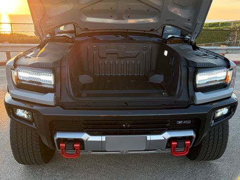 Used 2024 GMC Hummer EV 3X image 12