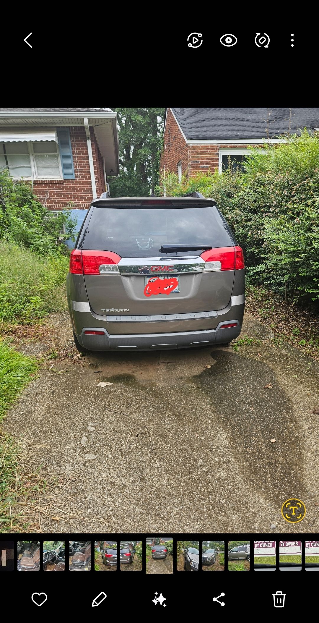 Used 2011 GMC Terrain SLT FWD image 2