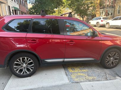 Used 2016 Mitsubishi Outlander ES