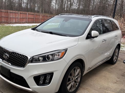 Used 2018 Kia Sorento SX image 5