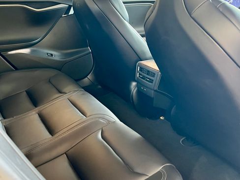 Used 2018 Tesla Model S 100D AWD/4WD image 6