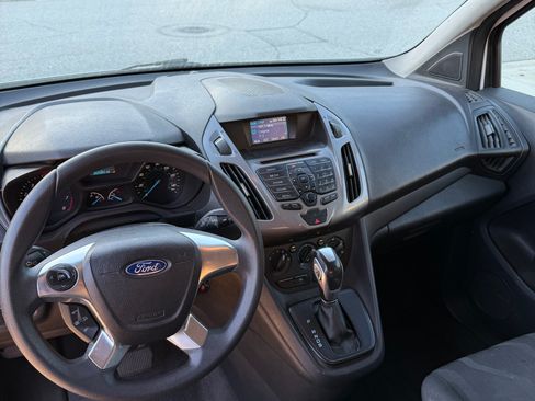 Used 2015 Ford Transit Connect XLT FWD image 2