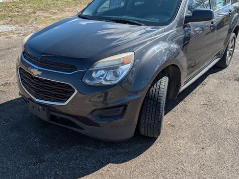 Used 2016 Chevrolet Equinox LS image 10