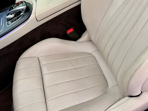 Used 2018 Mercedes-Benz E 400 Coupe image 12