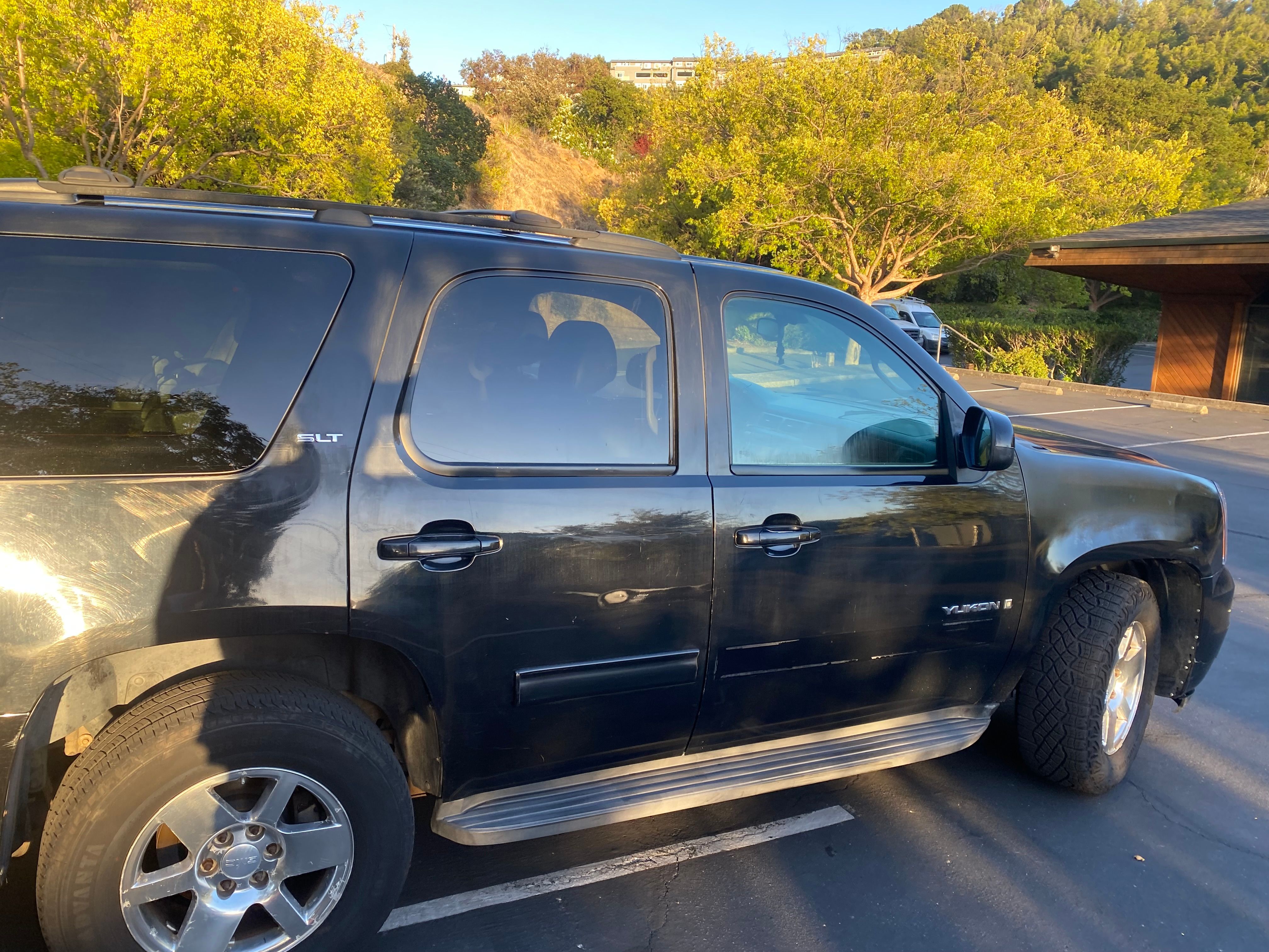 Used 2009 GMC Yukon SLT RWD image 5