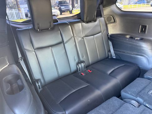 Used 2015 Nissan Pathfinder Platinum w/ Cargo Package FWD image 18