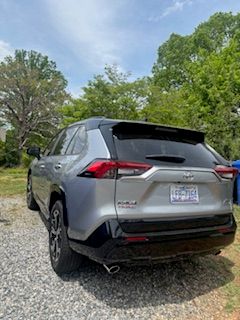 Used 2025 Toyota RAV4 XSE w/ Weather Package AWD/4WD image 5
