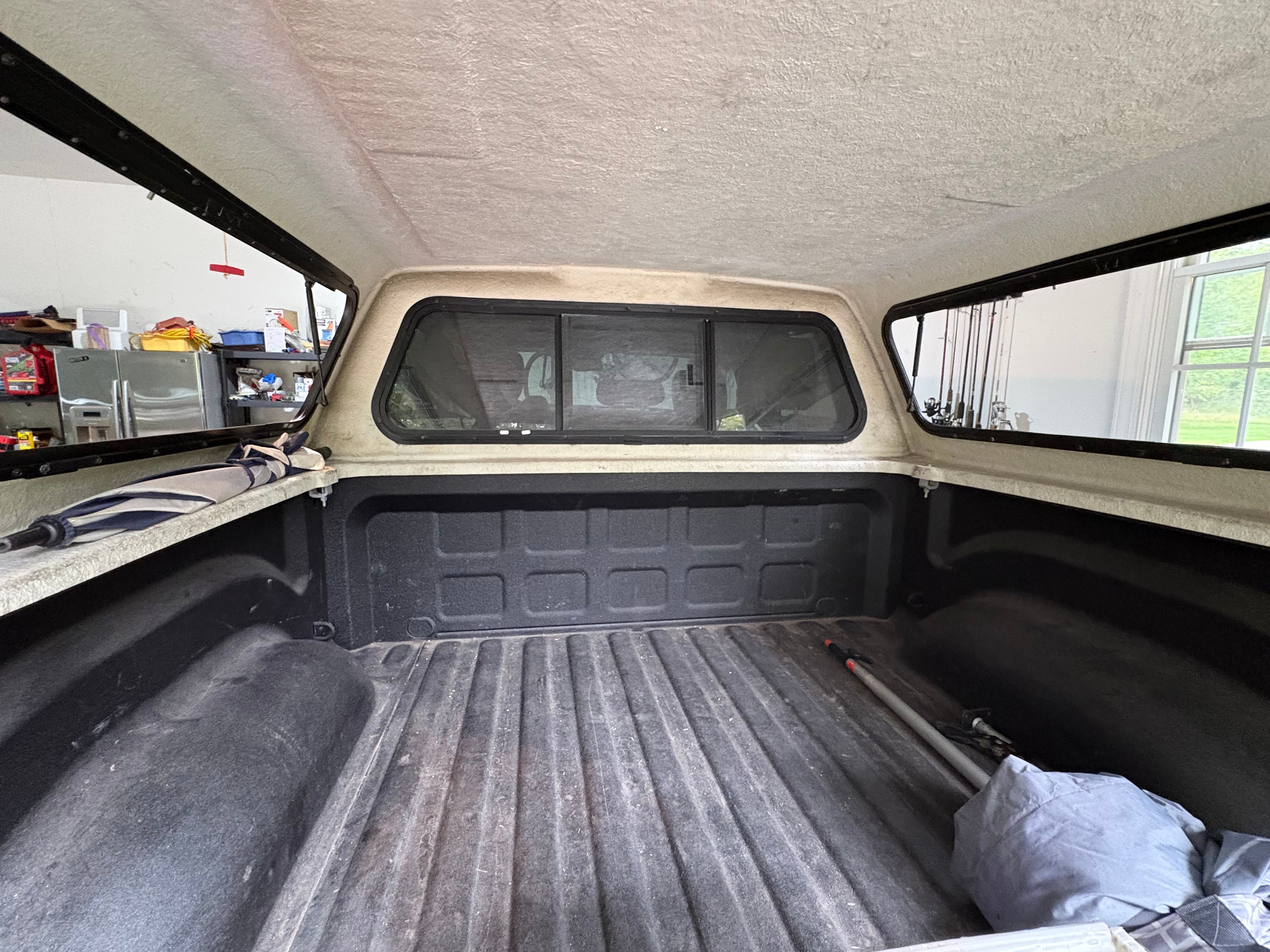 Used 2014 RAM 1500 Laramie w/ Convenience Group AWD/4WD image 22