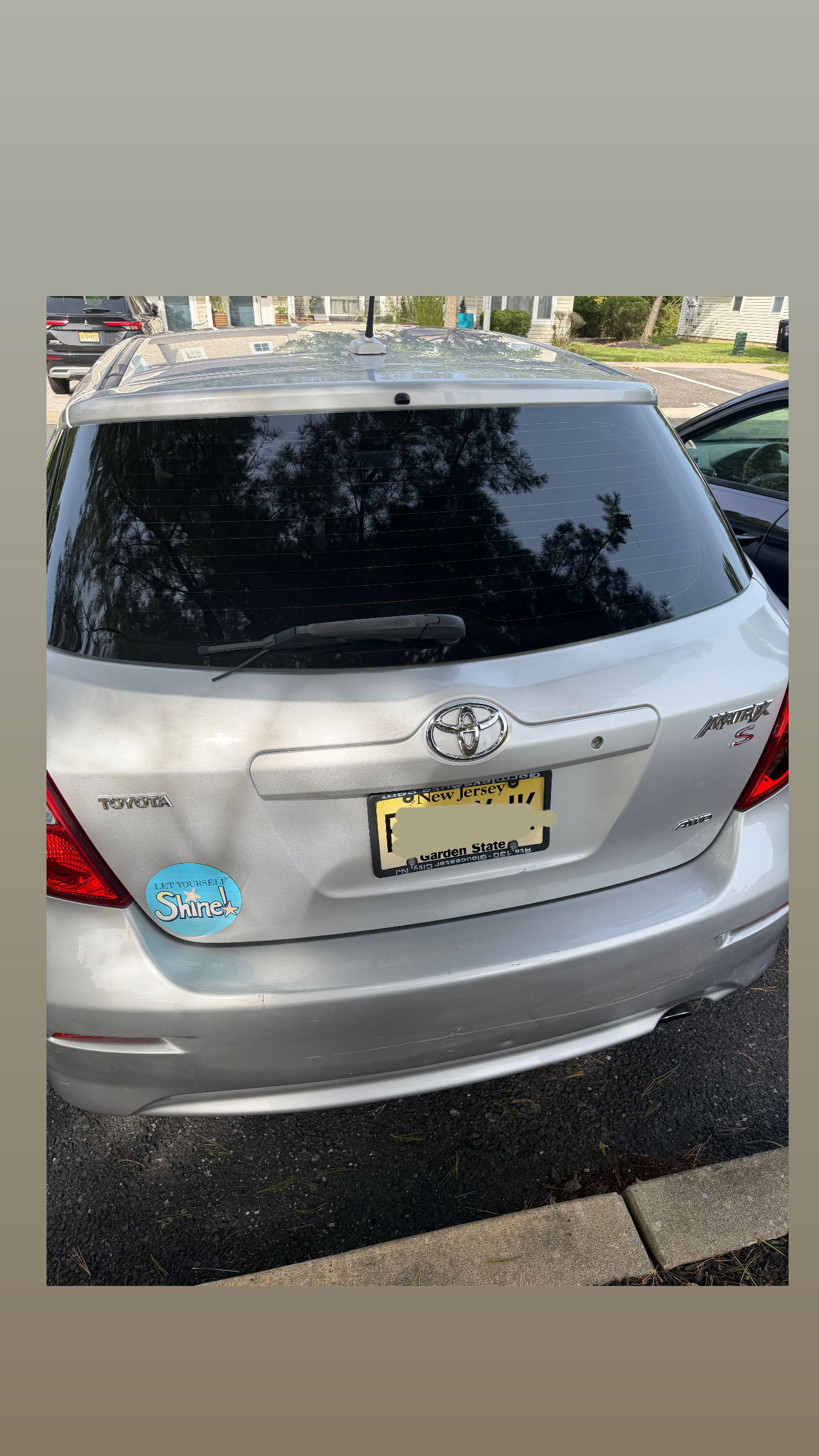 Used 2009 Toyota Matrix S AWD/4WD image 2