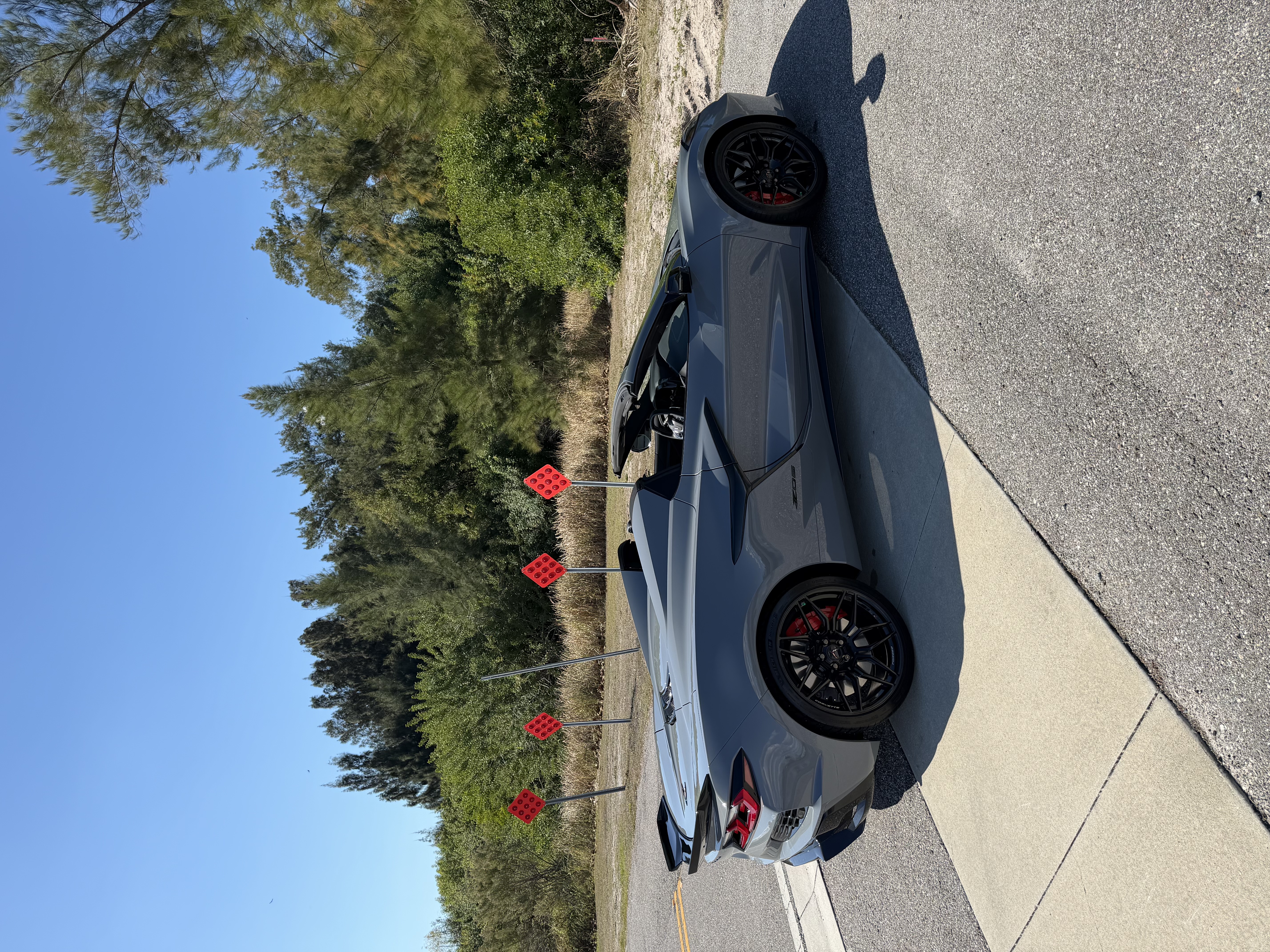 Used 2024 Chevrolet Corvette Z06 w/ Stealth Interior Trim Package RWD image 14