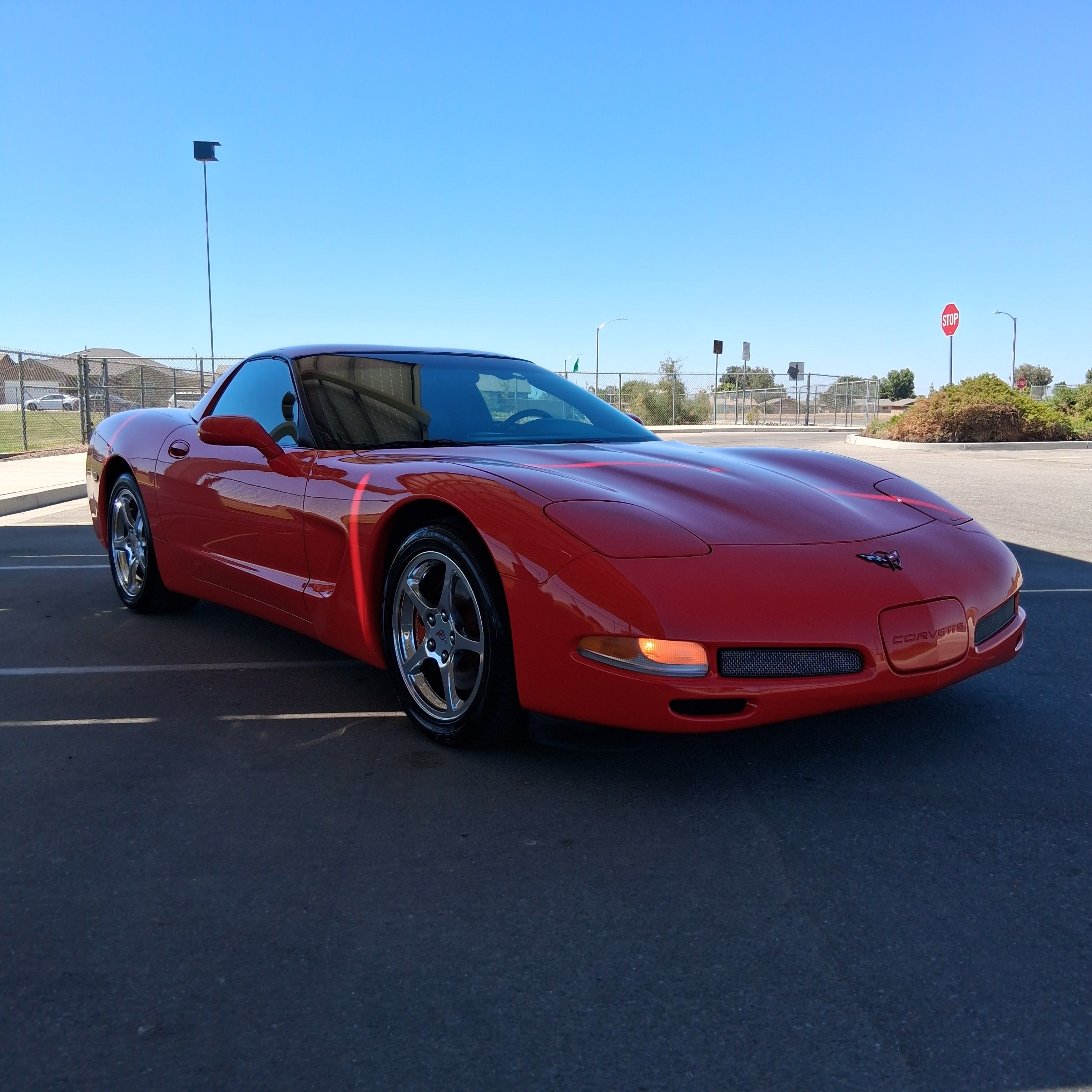 Used 2002 Chevrolet Corvette Coupe RWD image 9