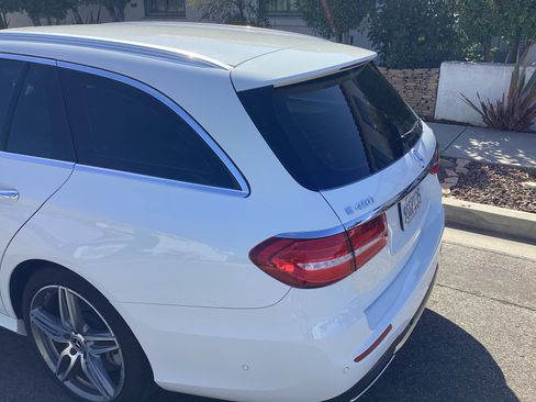Used 2019 Mercedes-Benz E 450 4MATIC Wagon image 9