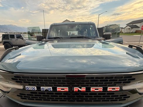 Used 2023 Ford Bronco Wildtrak AWD/4WD image 11