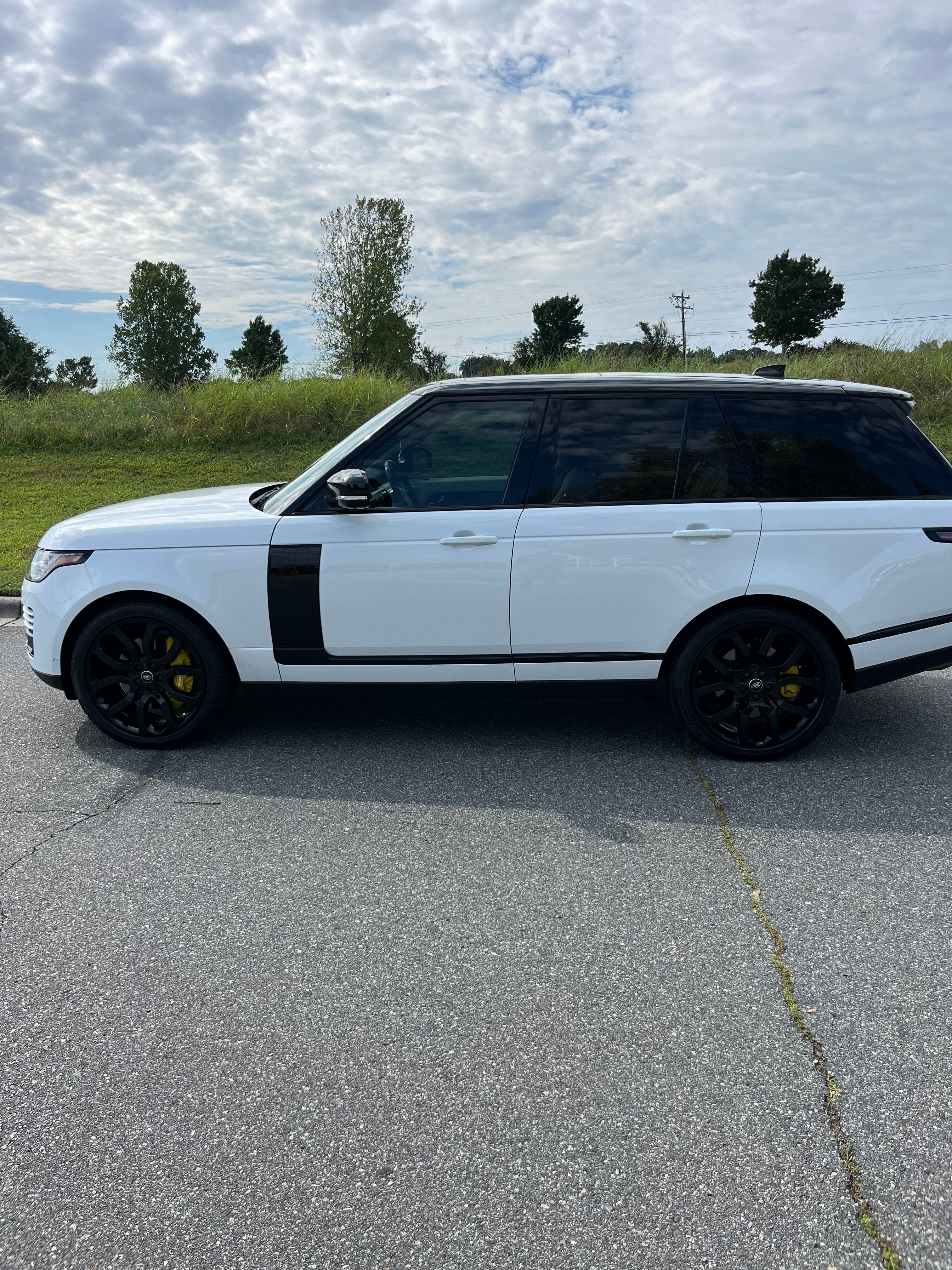 Used 2021 Land Rover Range Rover P525 Westminster Edition AWD/4WD image 15