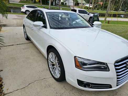 Used 2011 Audi A8 L 4.2 image 10