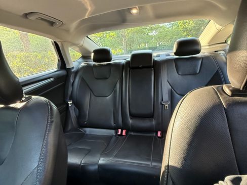 Used 2014 Ford Fusion Titanium FWD image 15
