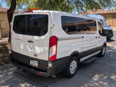 Used 2020 Ford Transit 150 XL RWD image 9