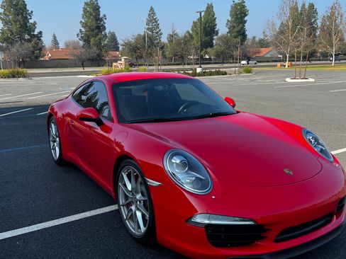 Used 2012 Porsche 911 Carrera S image 2