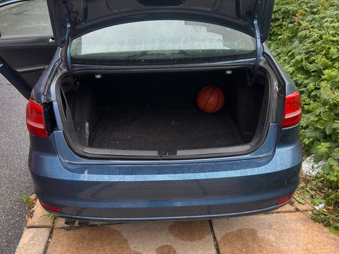 Used 2015 Volkswagen Jetta S FWD image 14