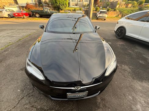 Used 2018 Tesla Model S 75D AWD/4WD image 1