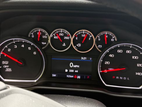 Used 2019 Chevrolet Silverado 1500 LT w/ All-Star Edition AWD/4WD image 9