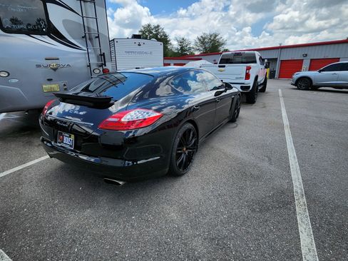Used 2012 Porsche Panamera 4 image 5