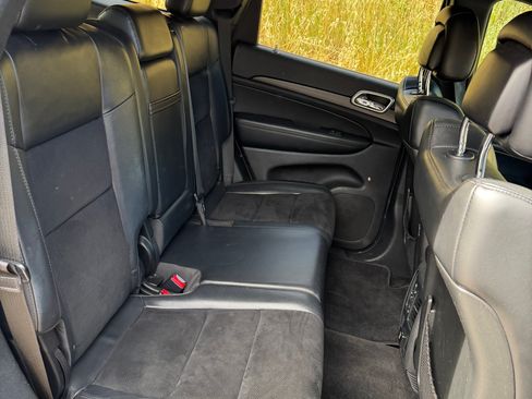 Used 2015 Jeep Grand Cherokee Altitude image 9