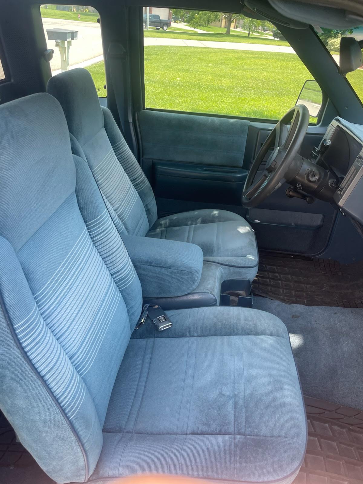 Used 1993 Chevrolet S10 Pickup 2WD Extended Cab image 10