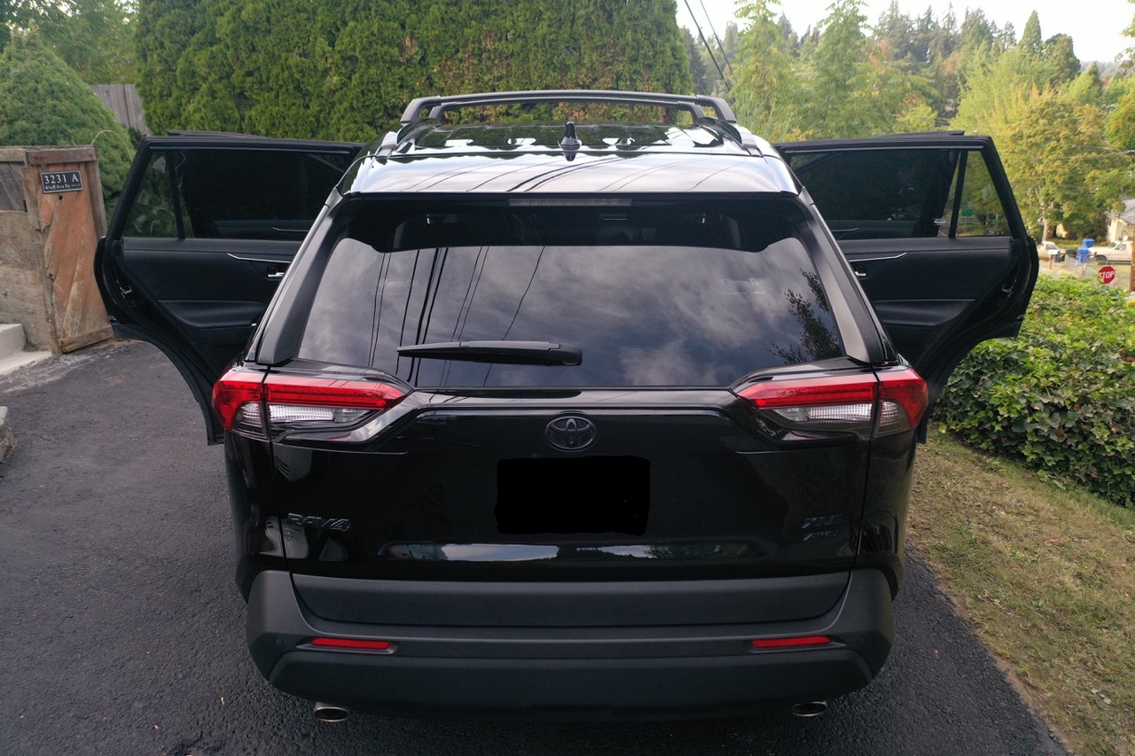 Used 2025 Toyota RAV4 XLE Premium w/ Weather Package AWD/4WD image 2