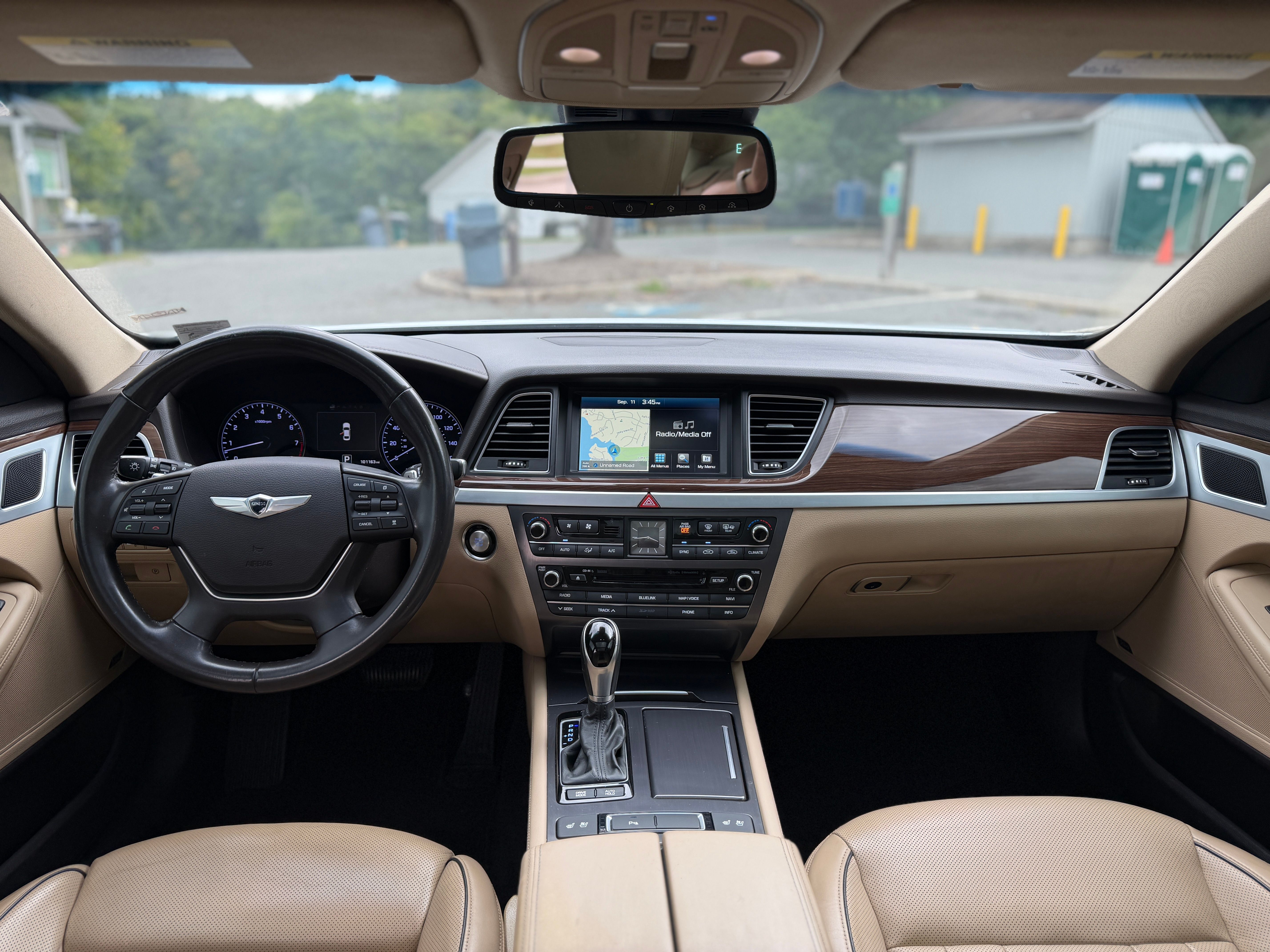 Used 2016 Hyundai Genesis 3.8 w/ Option Group 03 RWD image 11