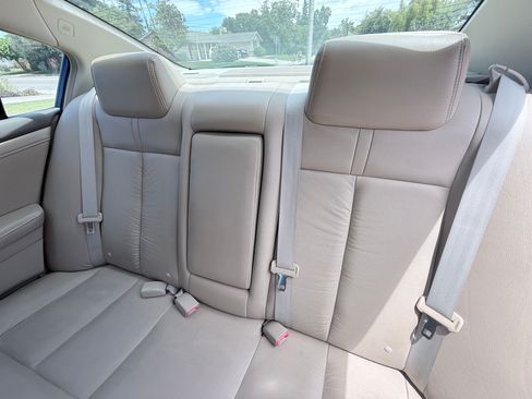 Used 2009 Nissan Altima Hybrid Sedan w/ Connection Pkg FWD image 14