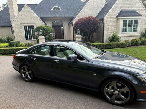 Used 2012 Mercedes-Benz CLS 550 image 5