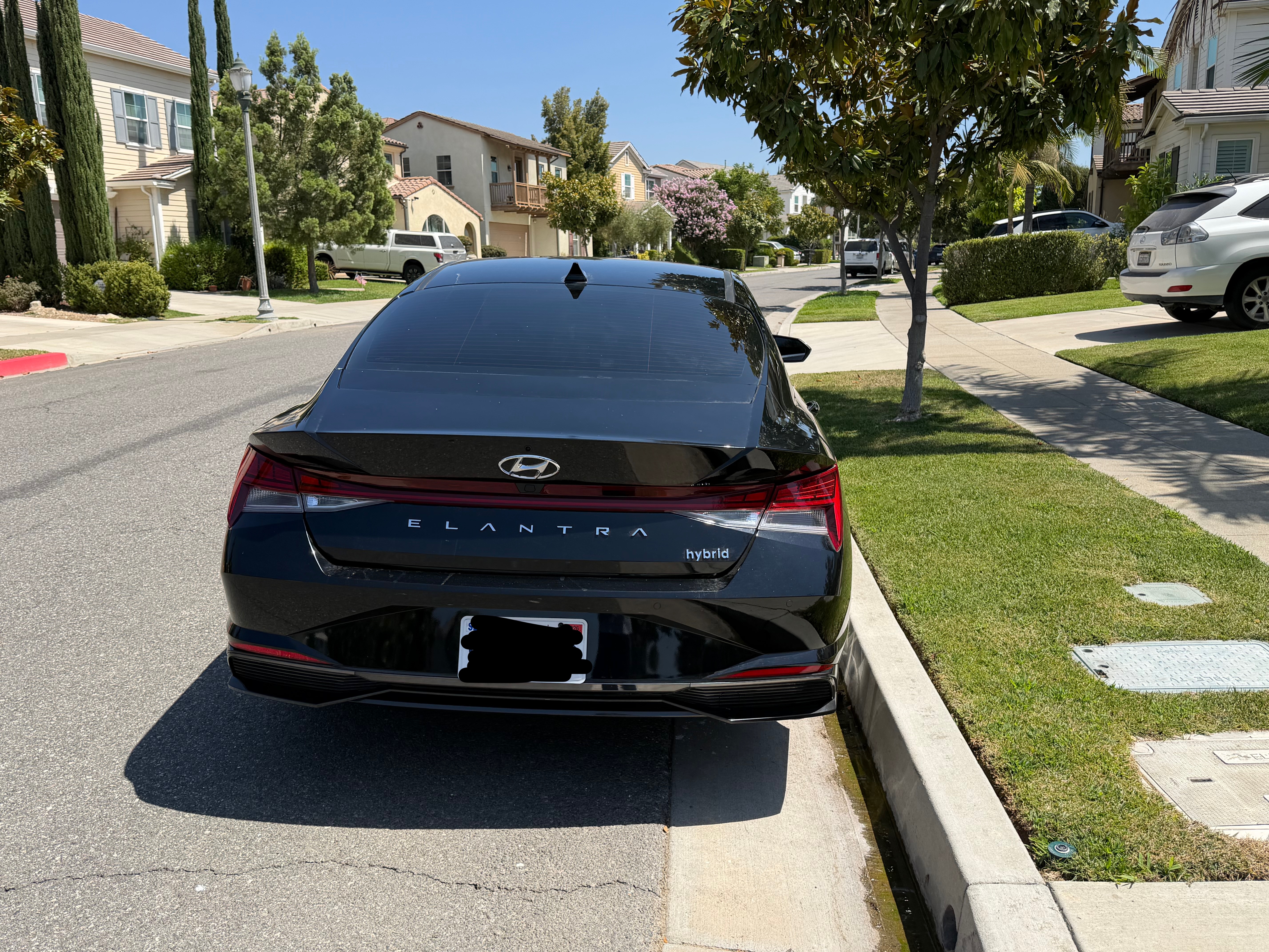 Used 2023 Hyundai Elantra Limited FWD image 6