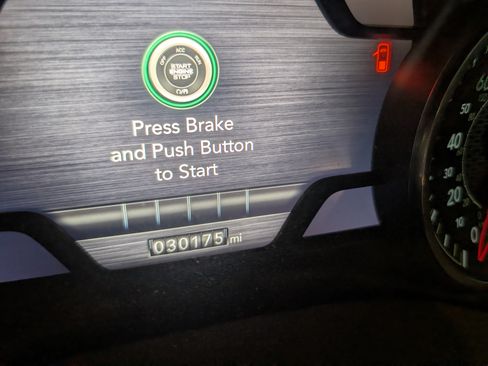 Used 2019 RAM 3500 Laramie image 13