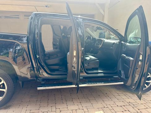 Used 2017 GMC Canyon Denali image 15