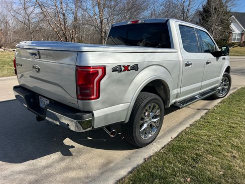 Used 2016 Ford F150 Lariat image 4