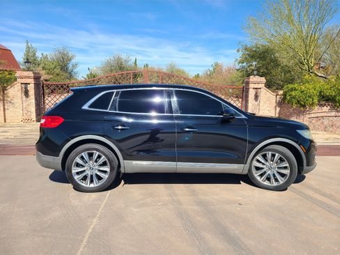 Used 2016 Lincoln MKX Reserve image 8