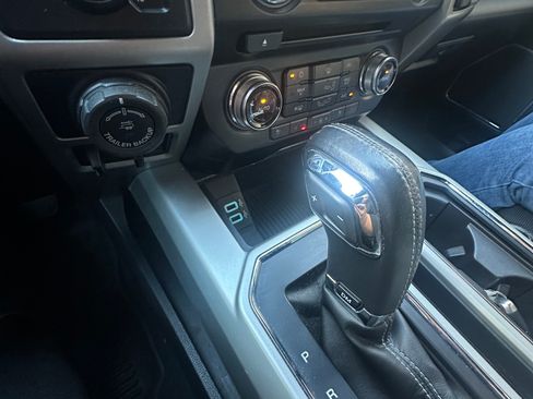 Used 2018 Ford F150 Lariat w/ Equipment Group 502A Luxury image 18