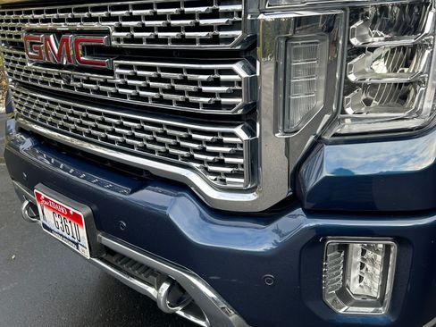 Used 2021 GMC Sierra 2500 Denali image 28