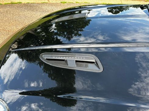 Used 2010 Jaguar XKR R RWD image 9