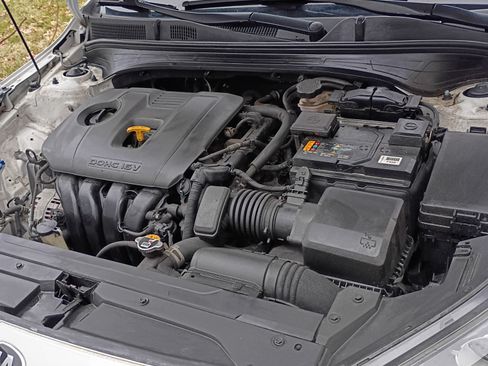 Used 2021 Kia Forte LXS image 6