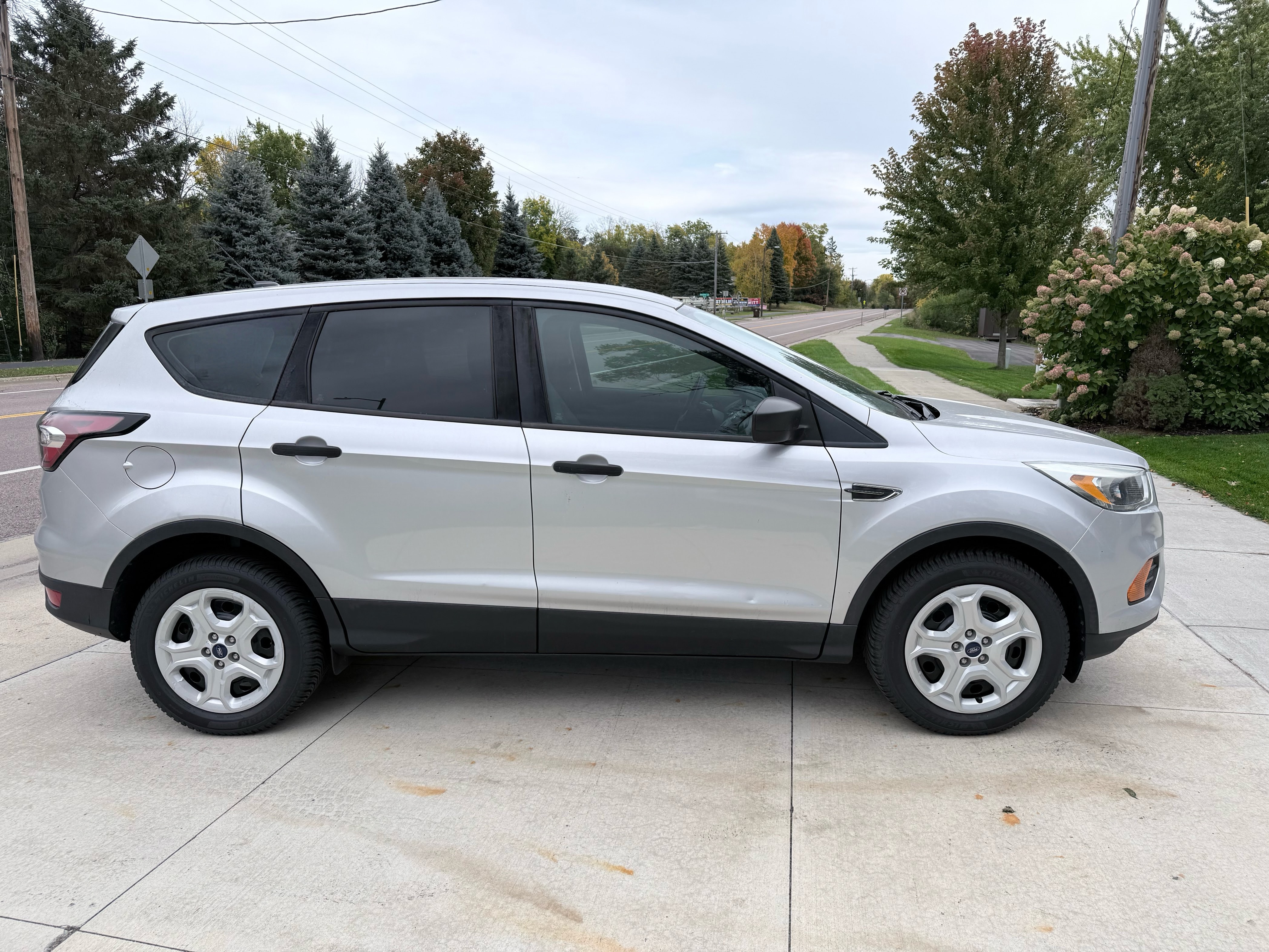 Used 2017 Ford Escape S FWD image 6