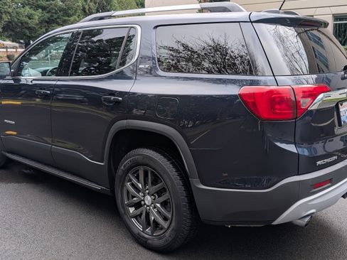 Used 2017 GMC Acadia SLT image 5