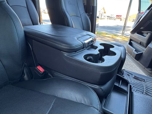 Used 2015 RAM 2500 Laramie w/ Convenience Group AWD/4WD image 12