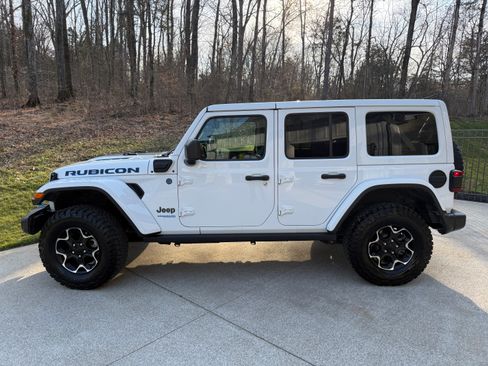 Used 2022 Jeep Wrangler Unlimited Rubicon 4xe w/ Cold Weather Group image 5